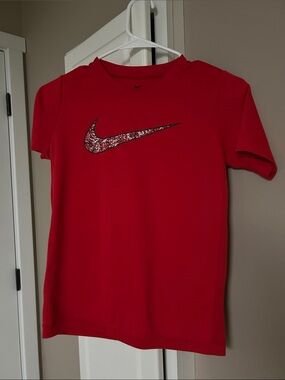 Nike Red Short Sleeve Kids Tee with Glitter Swoosh